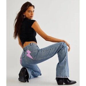 Free People We The Free Thunderbird Flare Jeans Lightening Bolt Size 31 Pink NEW